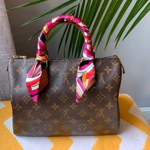 Authentic Vintage LV Speedy 25
